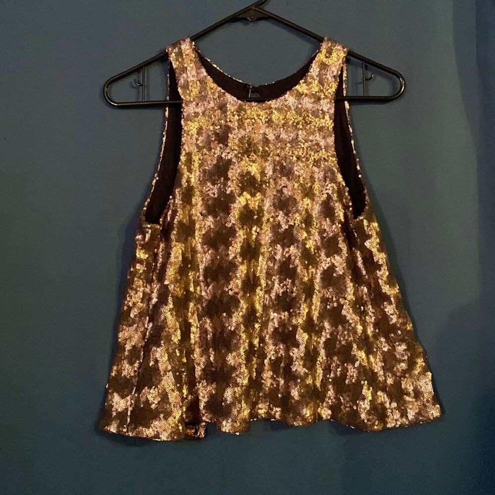 NWOT Talula Matte Gold Open Back Sequin Top